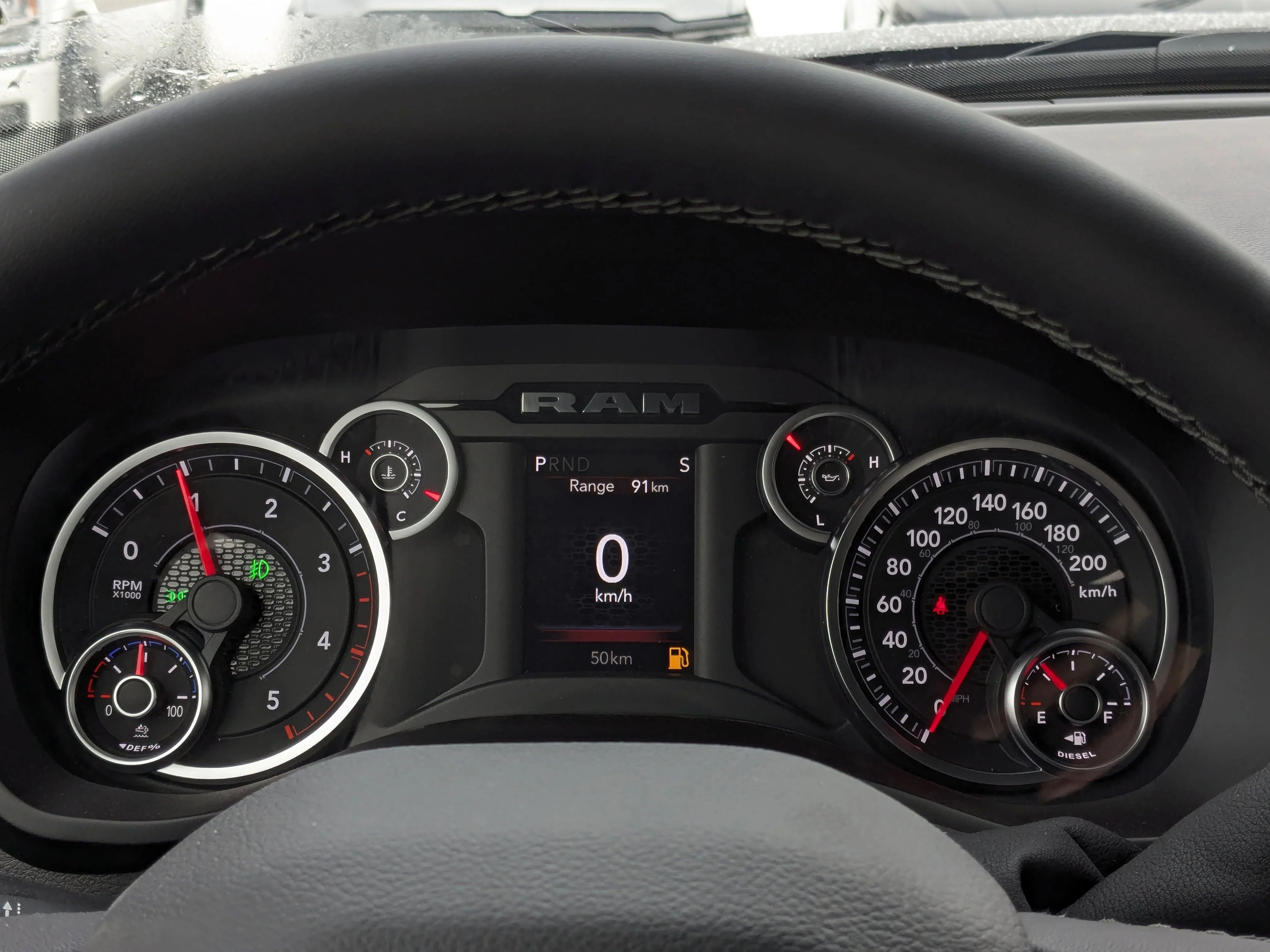 New 2025 Grey RAM BIG HORN - - CUMMINS HO - 5 LIFT - 35 A/T TIRES - FUELS & TONS MORE! image 19