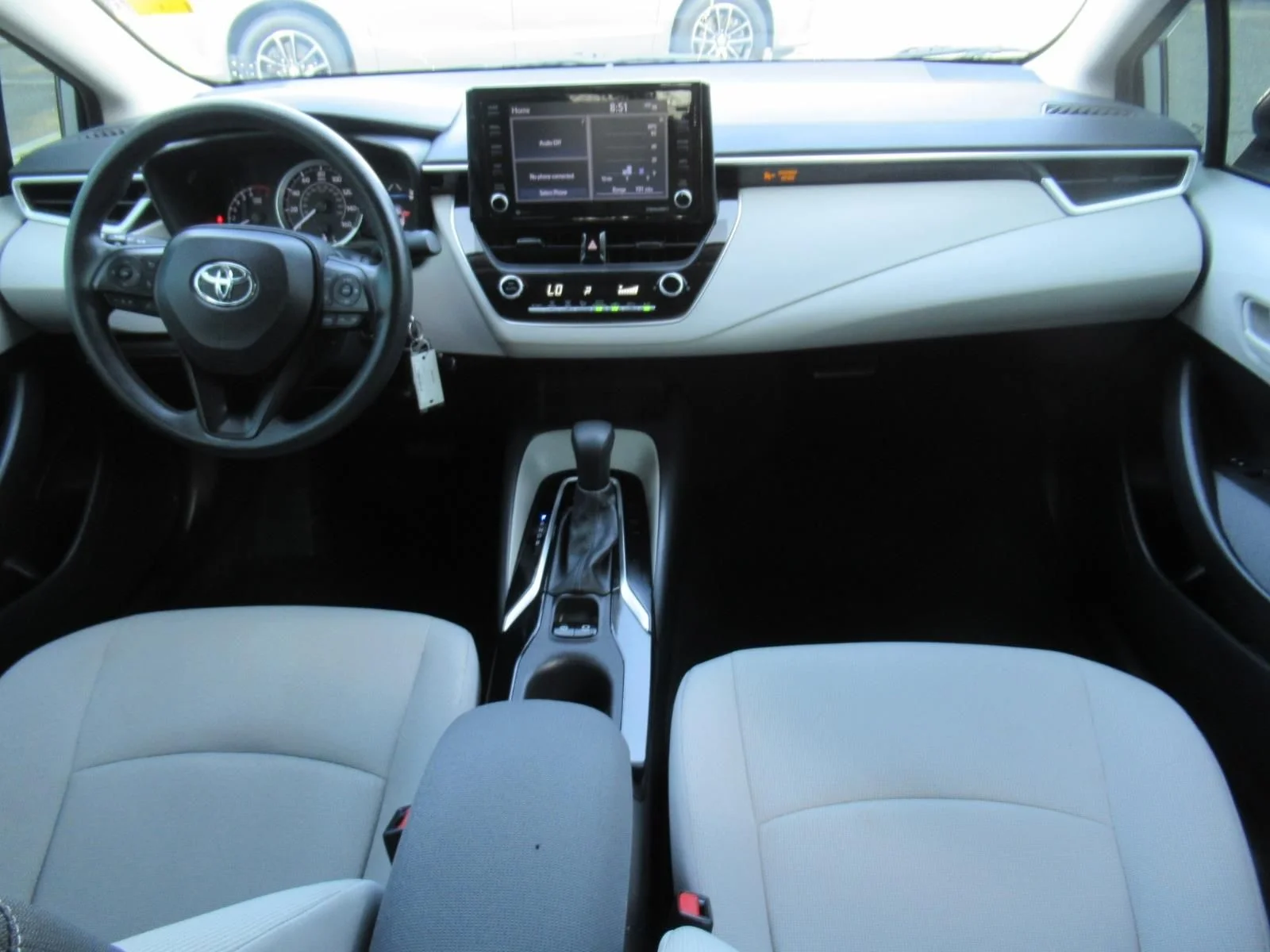 Used 2022 Silver Toyota LE image 13