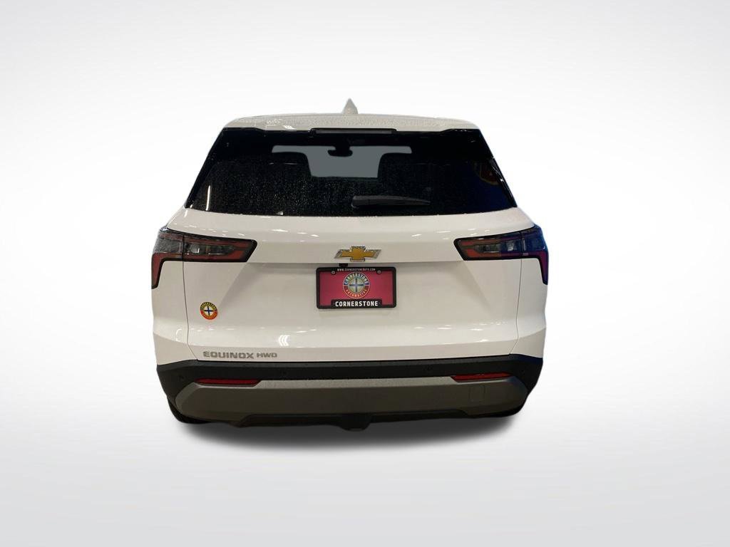 2027 Chevrolet Equinox LT - Photo 18