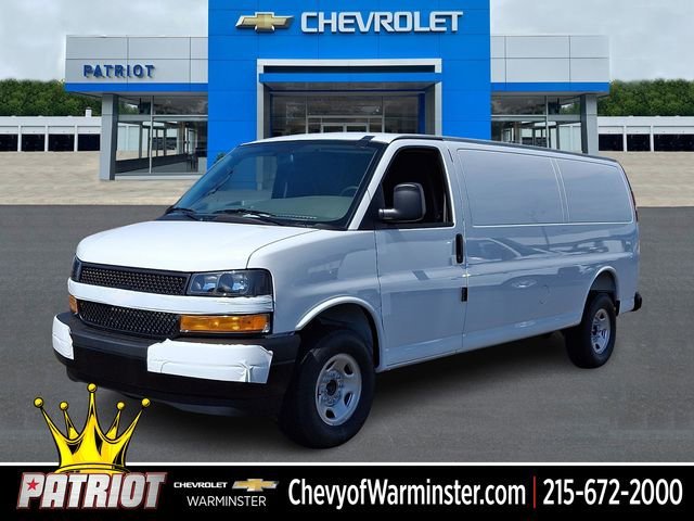2026 Chevrolet Express 3500 Extended Work Van's photo
