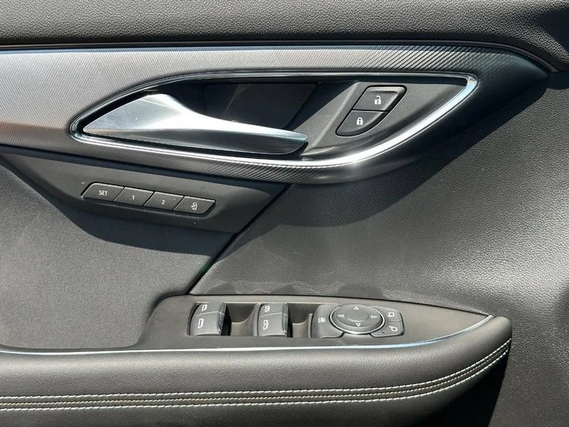 New 2026 Summit White Buick Sport Touring image 18