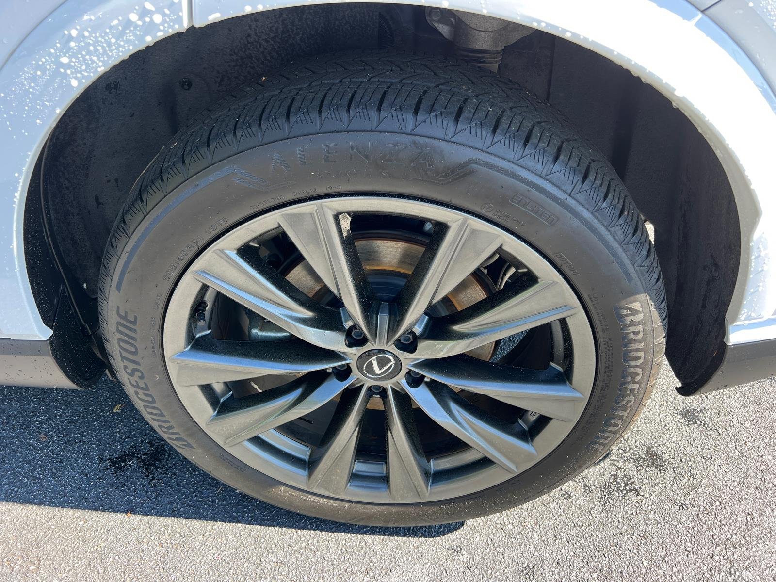 Used 2023 Ultra White Lexus 350 F SPORT Handling image 21