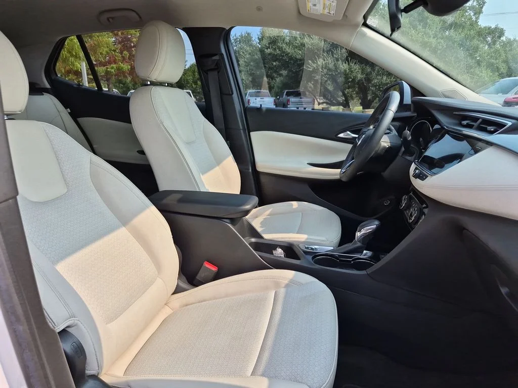 Used 2023 White Buick Select image 37