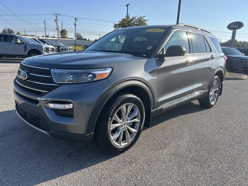 Certified Used 2022 Gray Metallic Ford XLT image 7