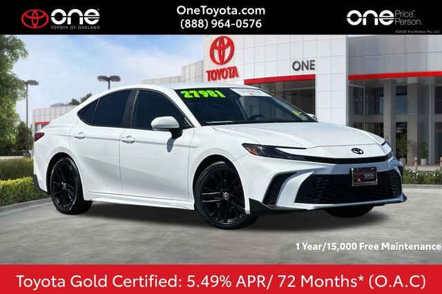 2025 Toyota Camry SE