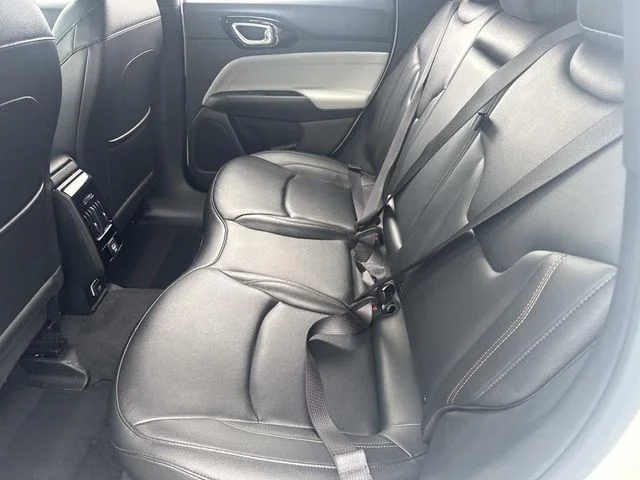 Used 2024 White Jeep Limited image 16