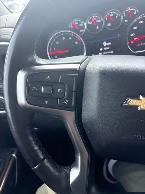 Used 2022 White Chevrolet LT image 18