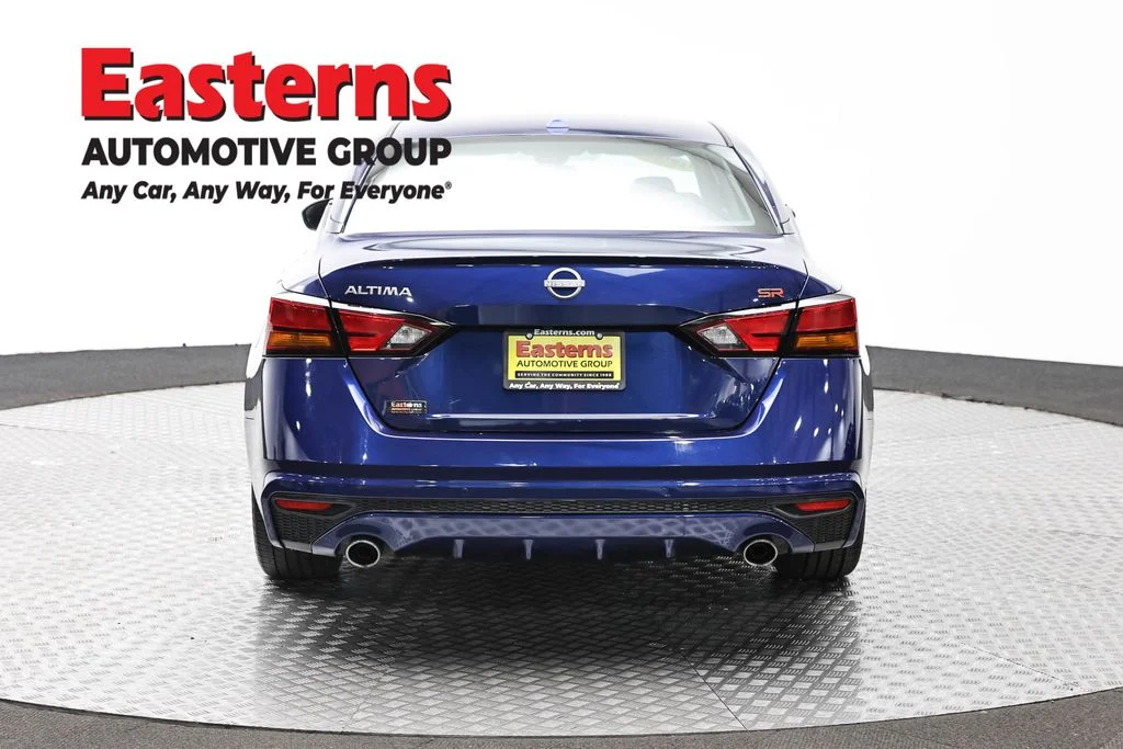 Used 2023 Blue Nissan 2.5 SR image 6