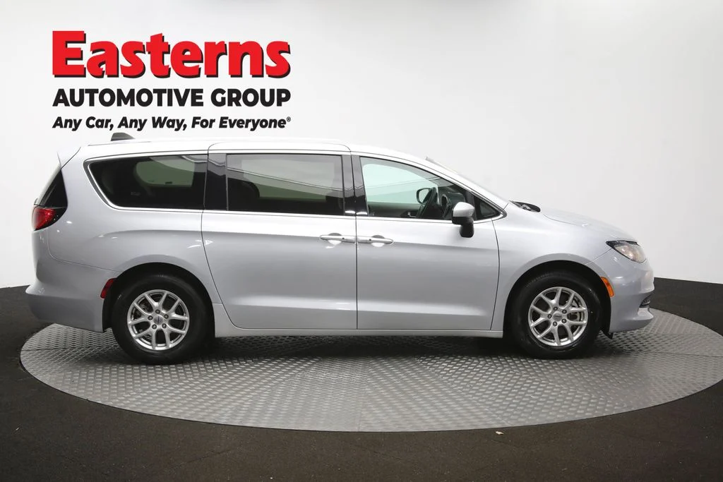 Used 2023 Silver Chrysler LX image 45