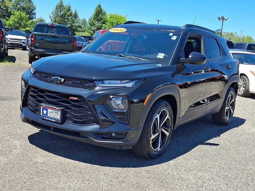 Used 2022 Mosaic Black Metallic Chevrolet RS image 5