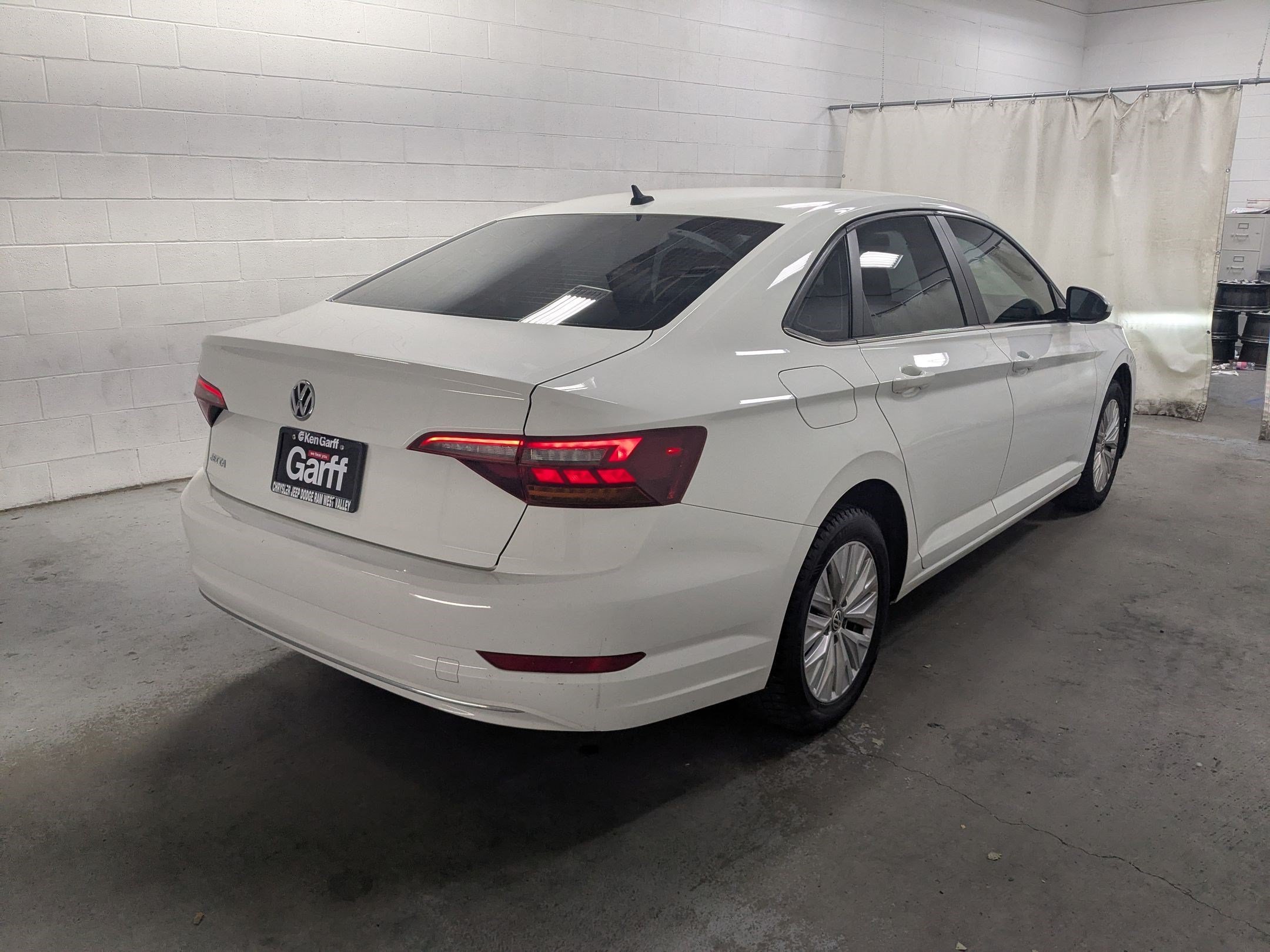 Used 2019 White Volkswagen S image 4