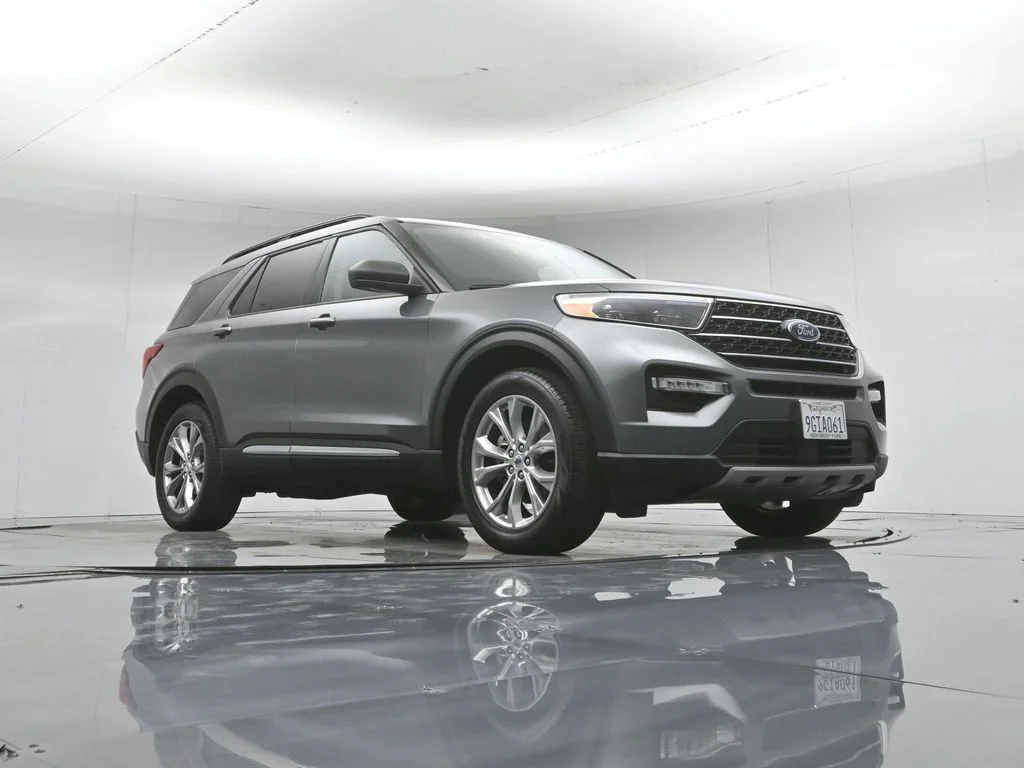 Certified Used 2023 Gray Ford XLT image 52