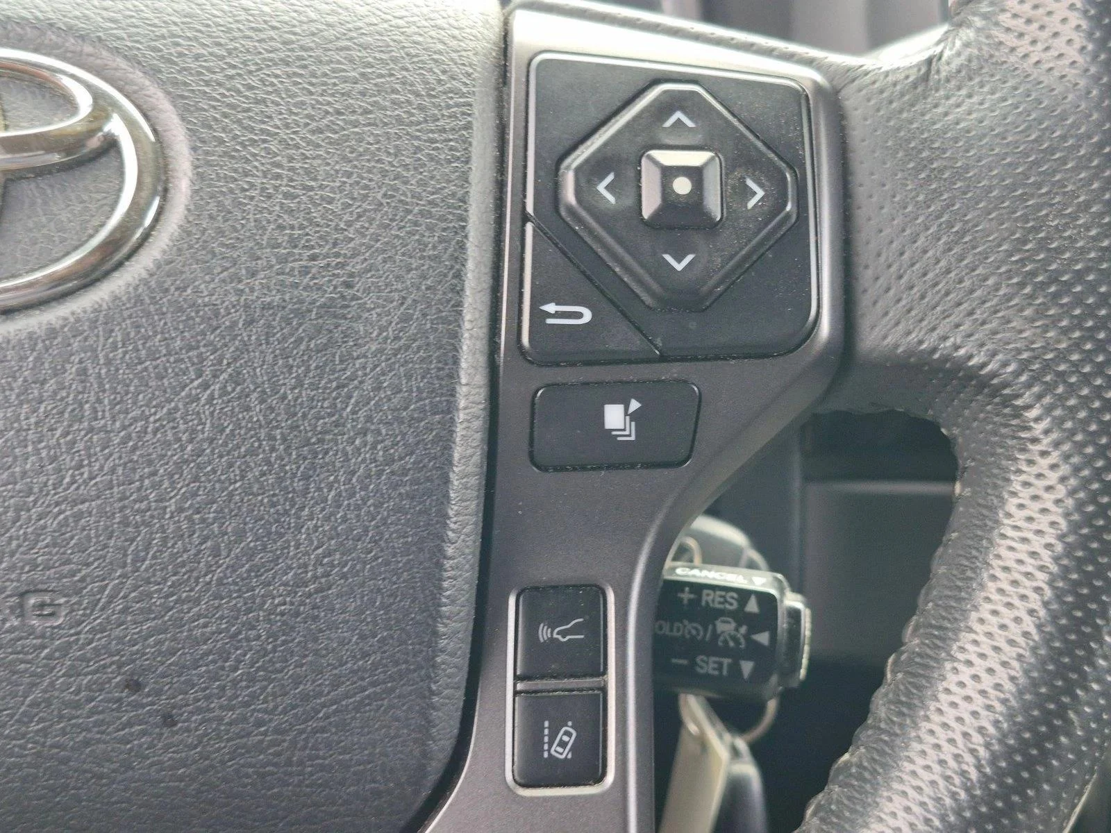 Used 2018 Super White Toyota TRD Sport image 12
