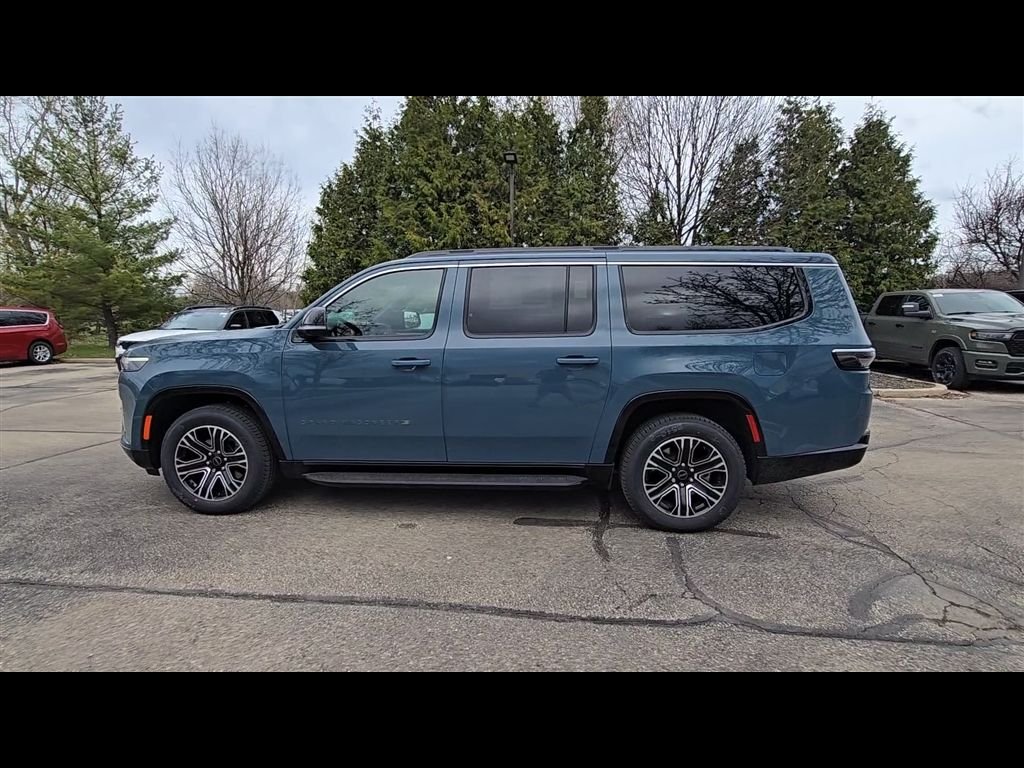 New 2026 Steel Blue Exterior Paint Jeep  image 5