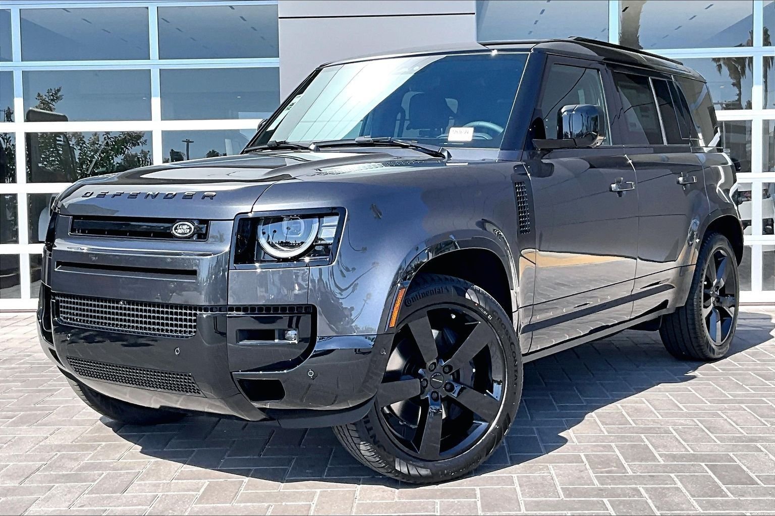New 2026 Carpathian Grey LAND ROVER X-Dynamic SE image 1