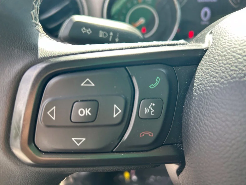 Used 2023 Gray Jeep Sport image 17