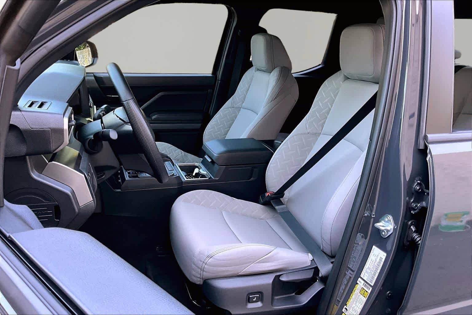 Used 2026 Underground Toyota SR5 image 8