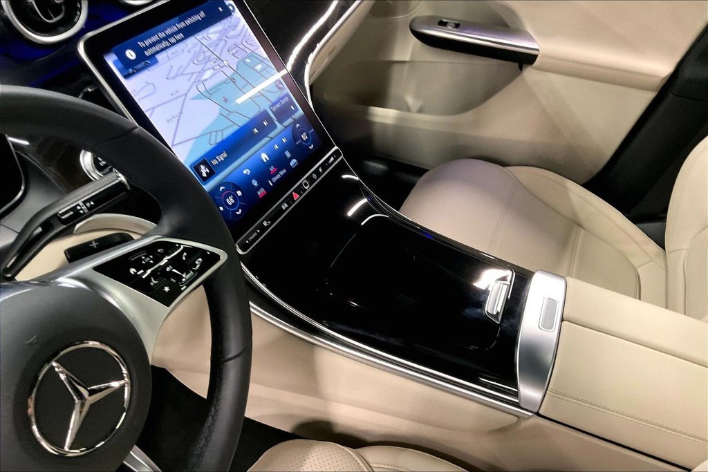 2024 Mercedes-Benz GLC GLC 300 - Photo 12