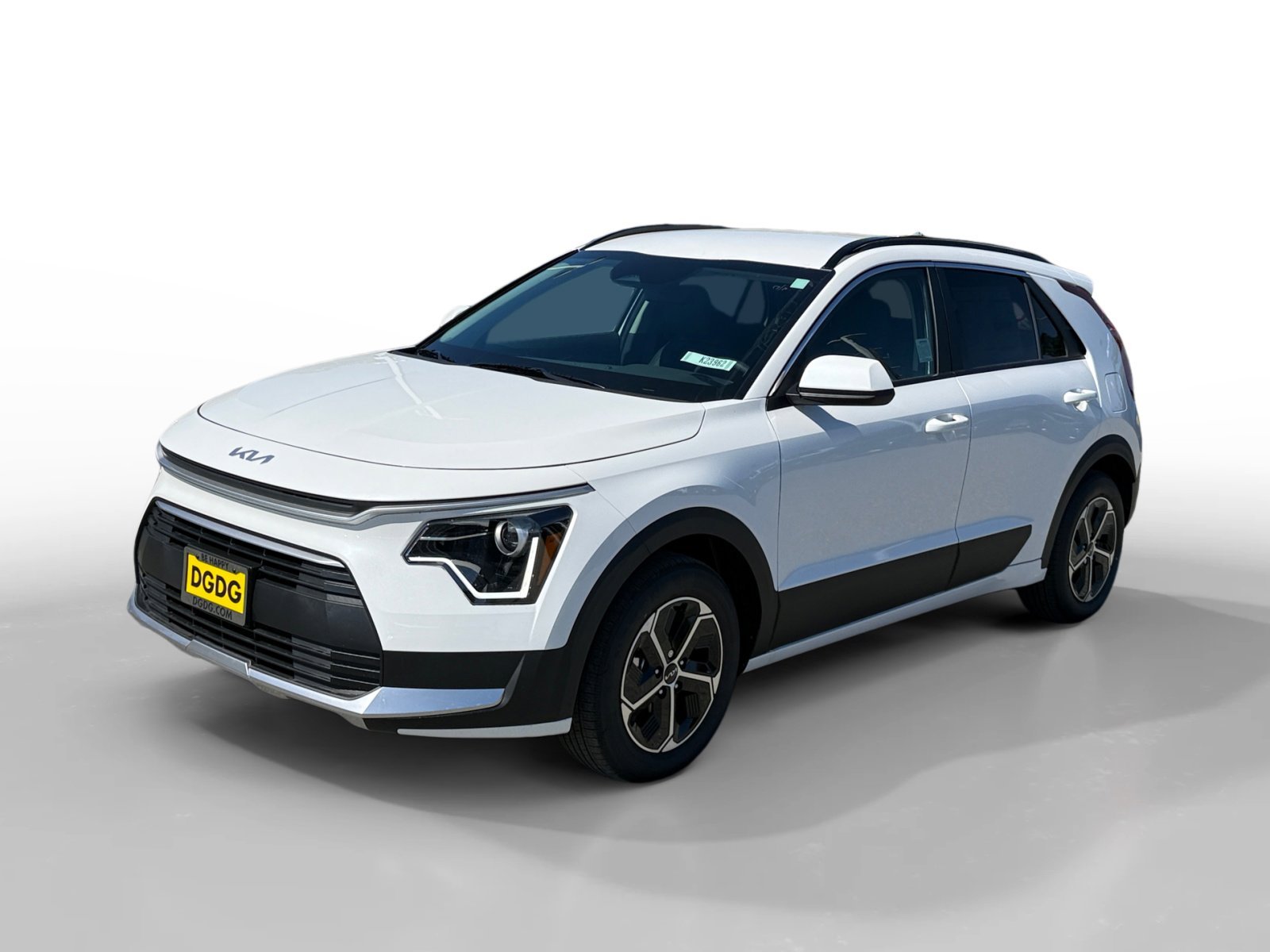 2026 Kia Niro LX HEV's photo