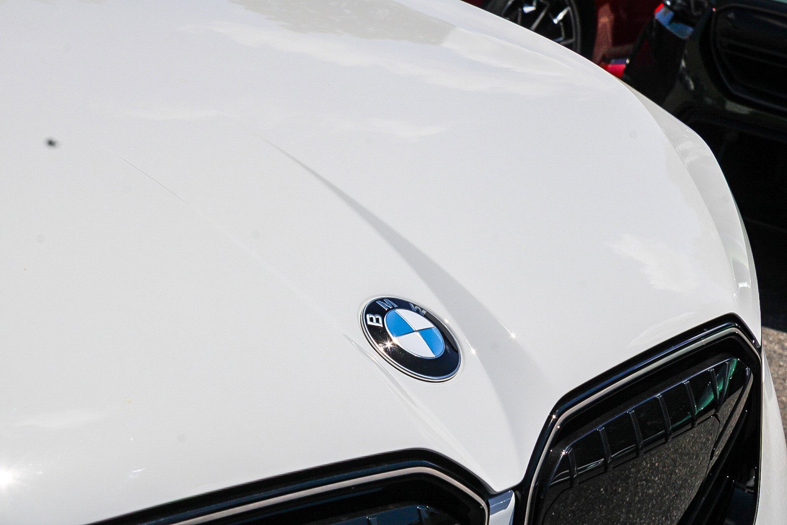 New 2026 Alpine White BMW 30 xDrive image 9