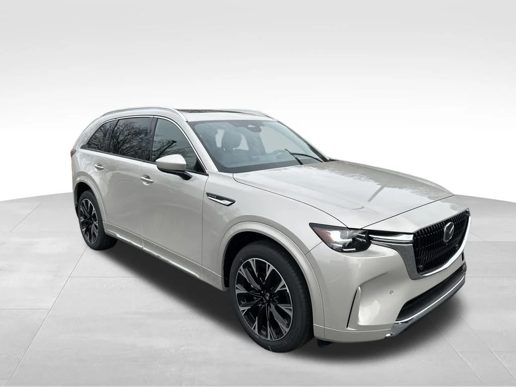 New 2026 Platinum Quartz Metallic Mazda 3.3 Turbo S Premium Plus image 8