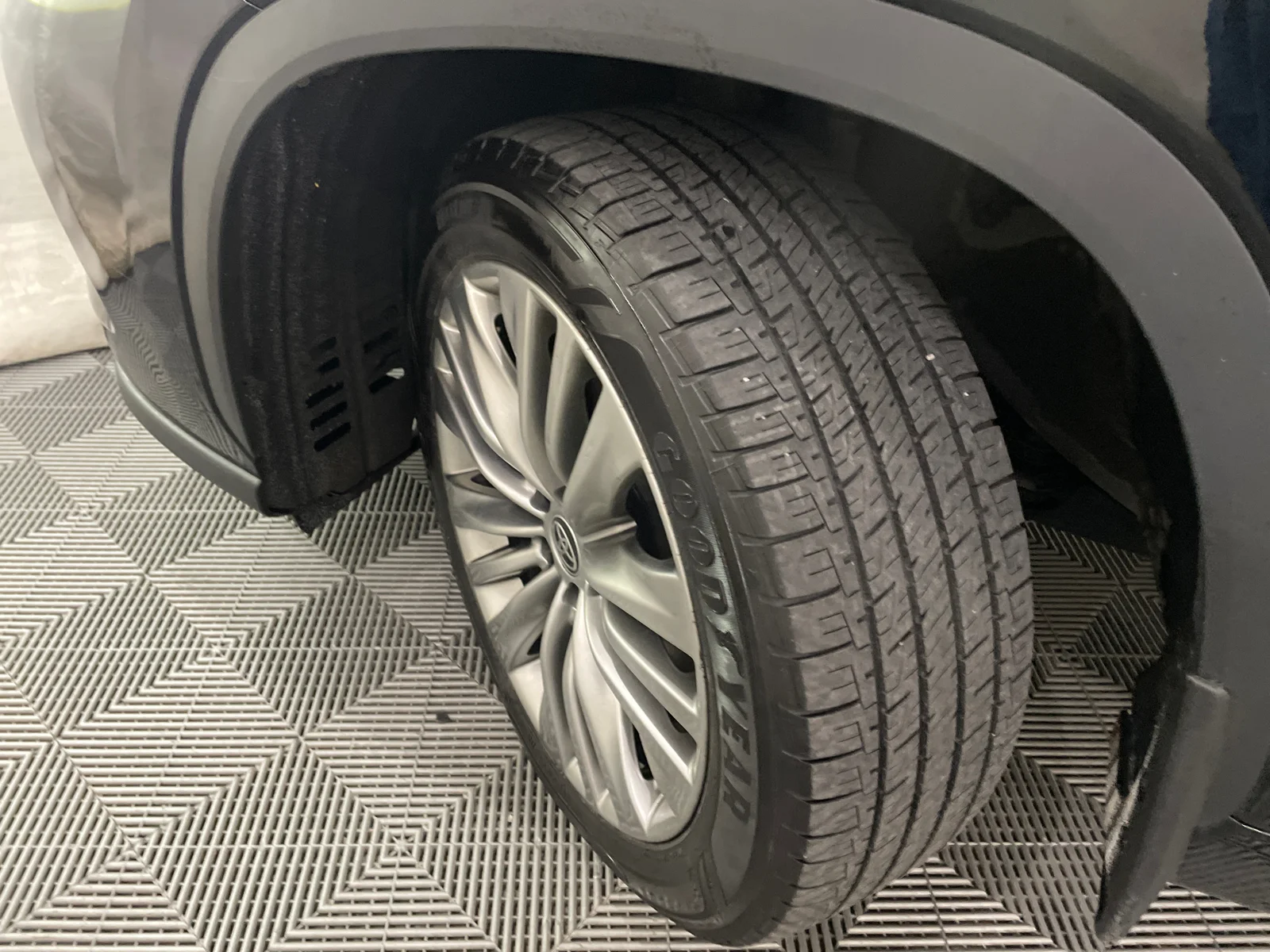 Used 2022 Midnight Black Metallic Toyota Platinum image 33
