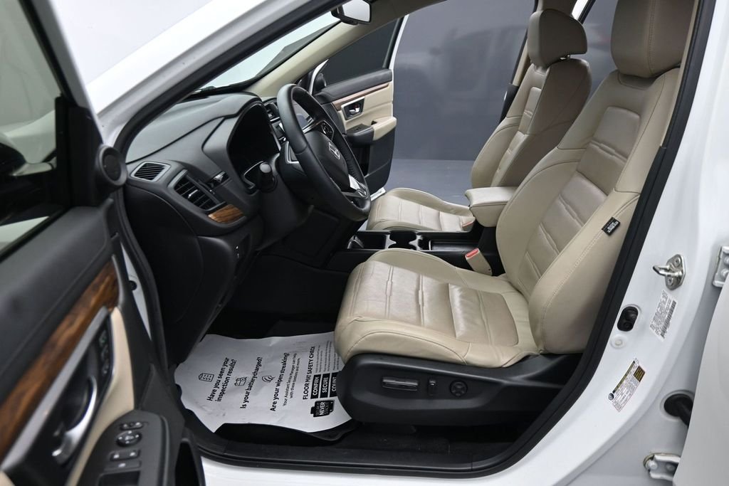 Used 2019  Honda EX-L image 17