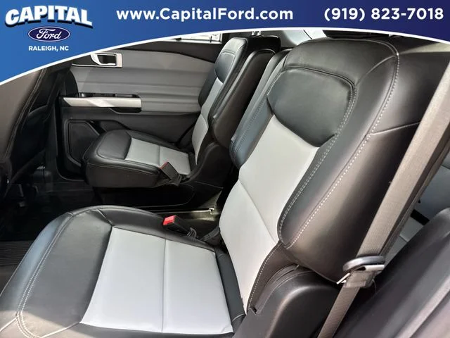 Used 2023 Red Ford XLT image 18