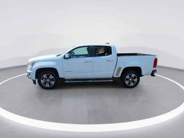 Used 2016 White Chevrolet LT image 5