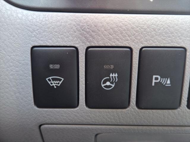 Certified Used 2017 BLIZZARD PEARL Toyota  image 20