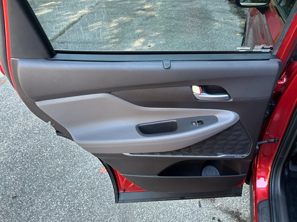 Used 2019 Orange Hyundai SEL Plus image 25