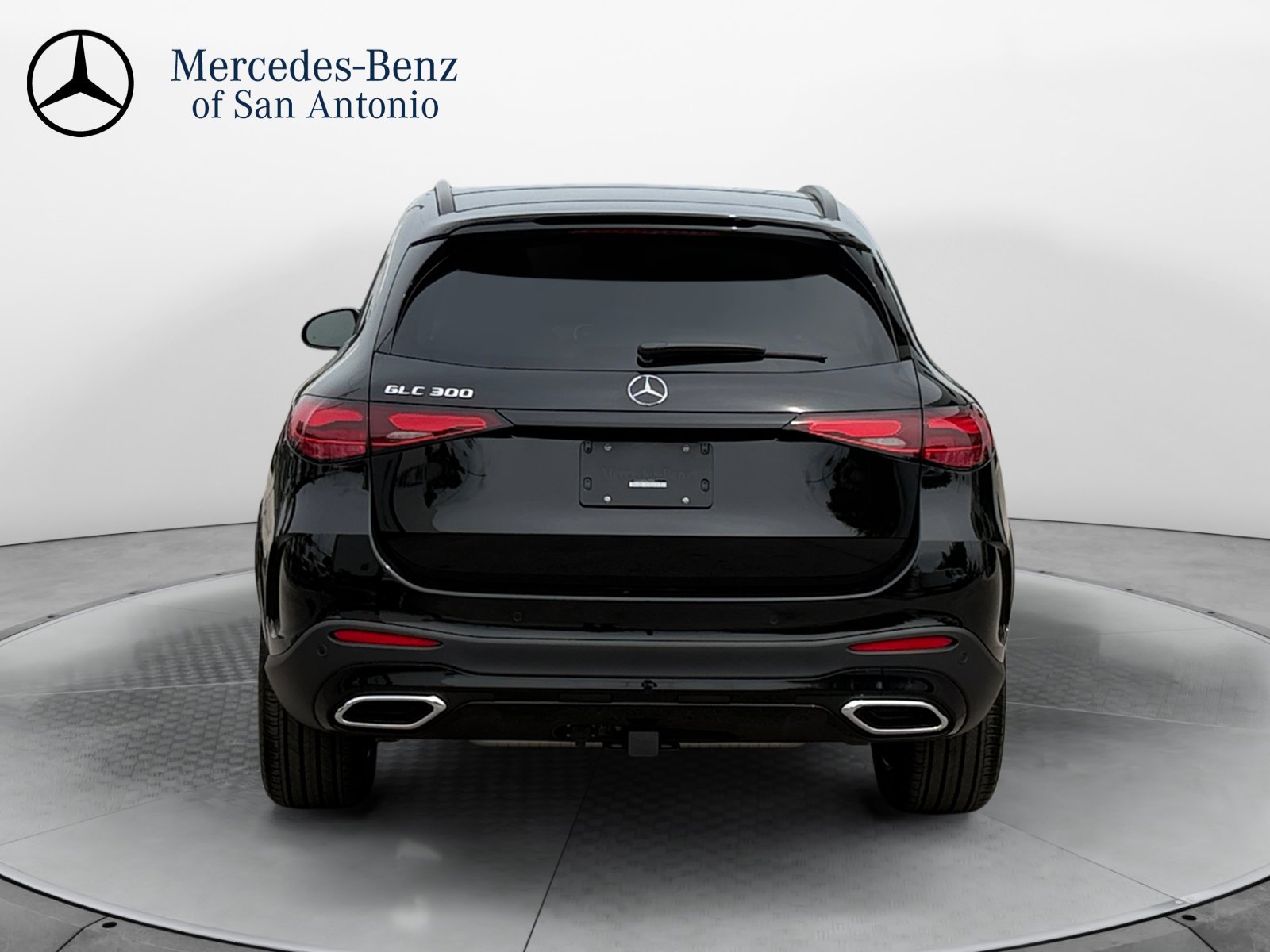 New 2026 Black Mercedes-Benz GLC 300 image 31