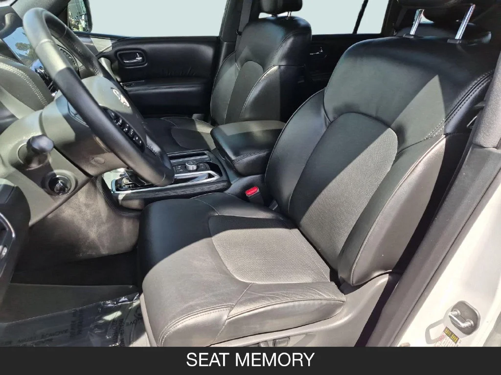 Used 2023 White Nissan SL image 14