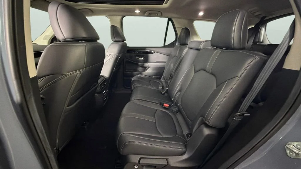 Used 2025 Gray Honda Touring image 28