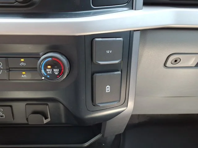 Used 2023 White Ford XLT image 23