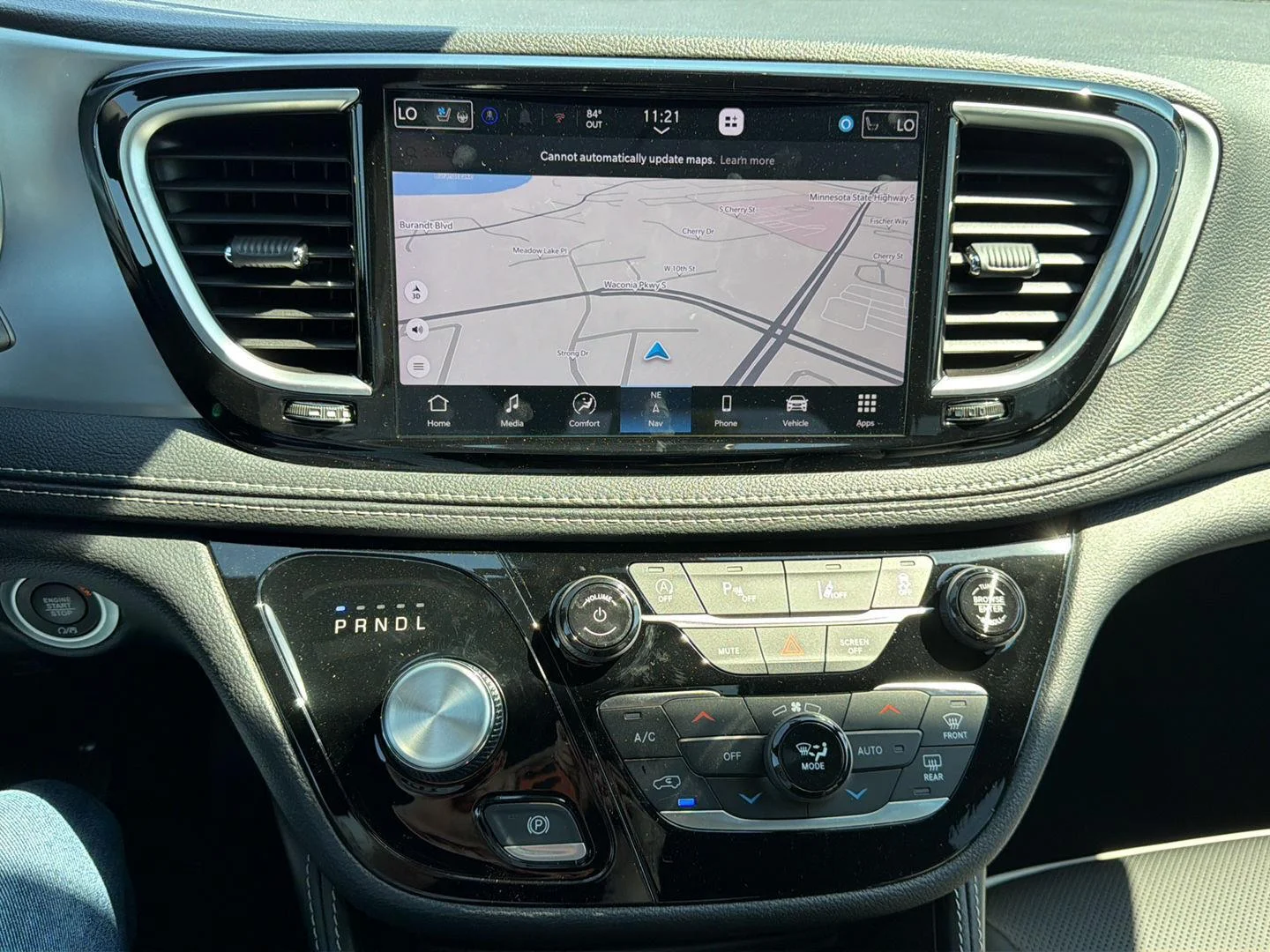 2026 Chrysler Pacifica Limited - Photo 17