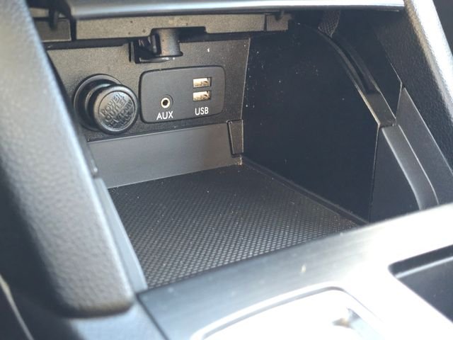 2017 Subaru Legacy Premium - Photo 33