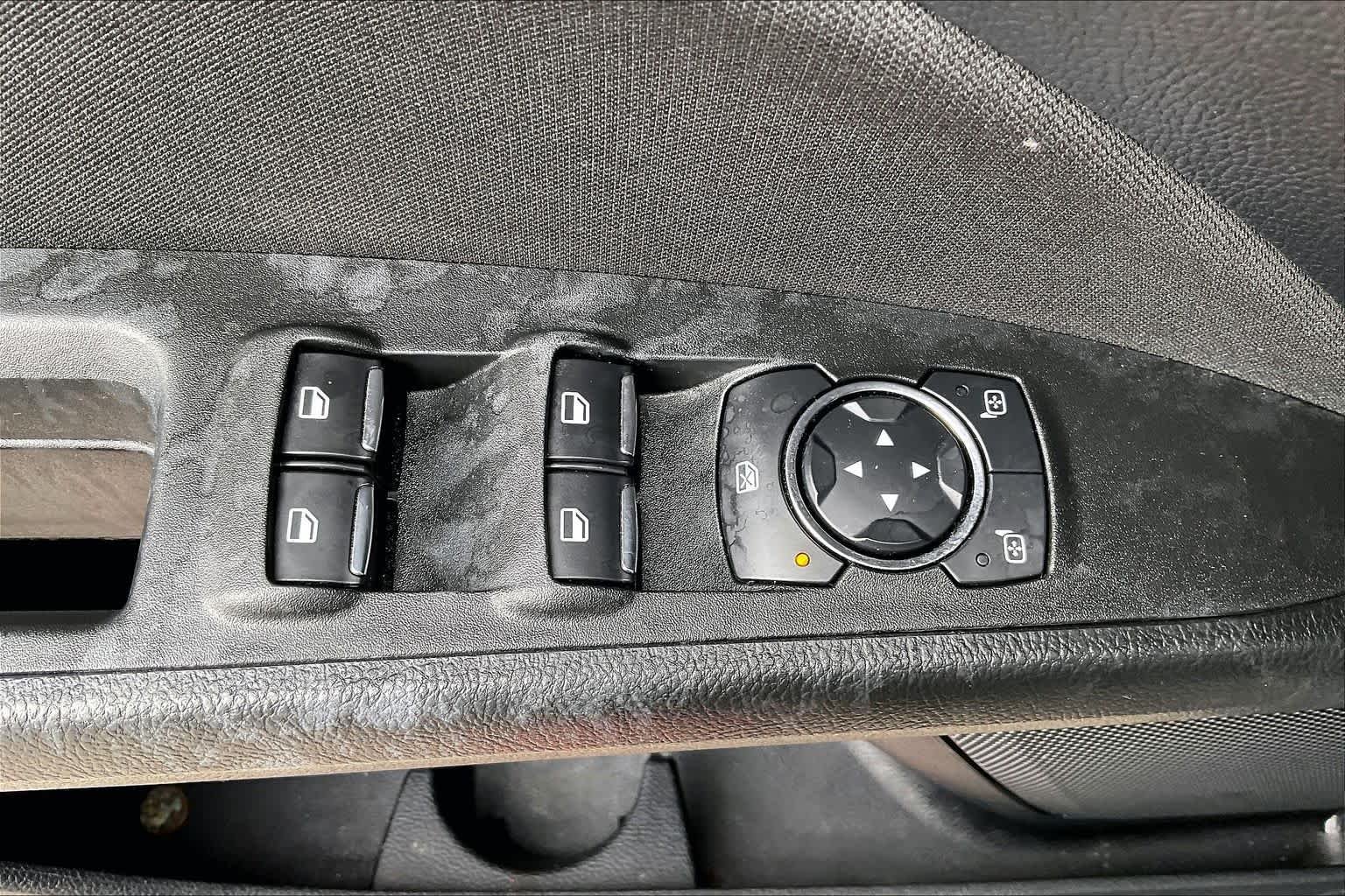 Used 2019 Agate Black Ford SE image 31