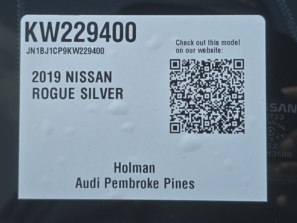 Used 2019 Silver Nissan S image 31