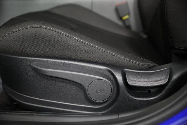 2025 Hyundai Elantra Blue - Photo 51