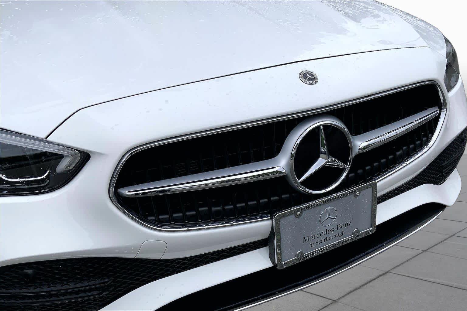 Used 2025 Polar White Mercedes-Benz C 300 image 30