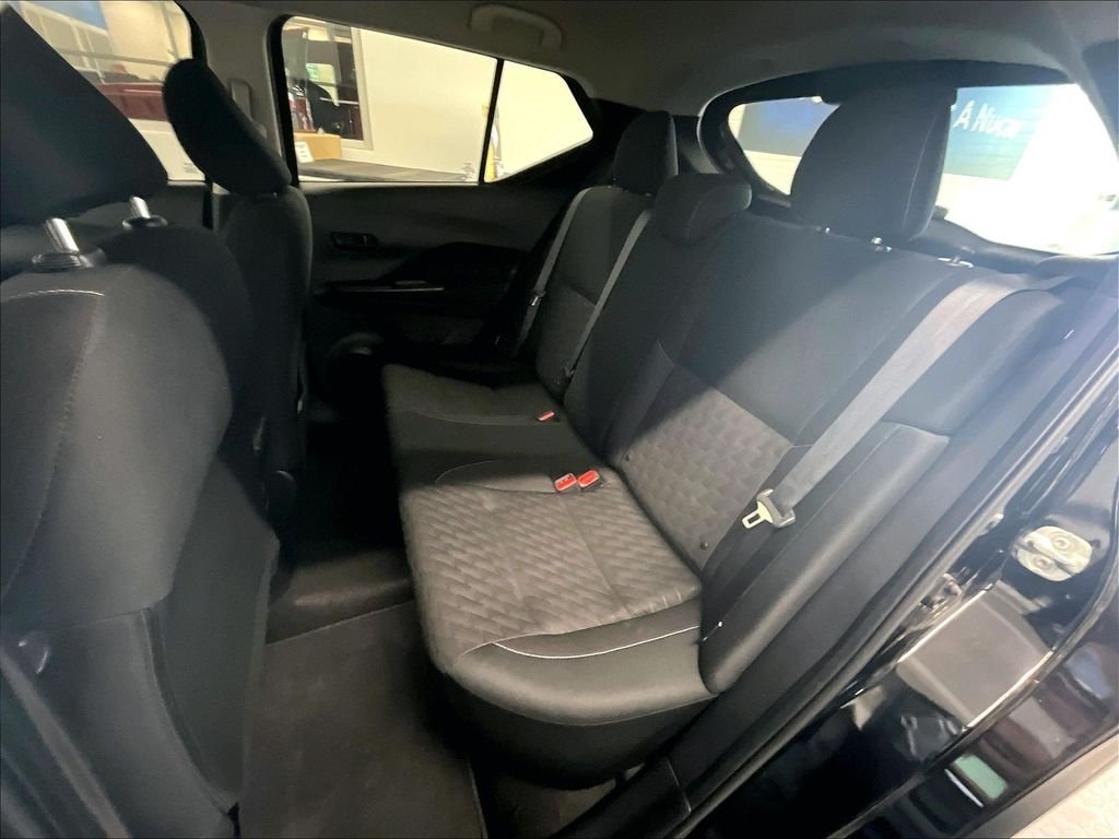 Used 2022 Super Black Nissan S image 15