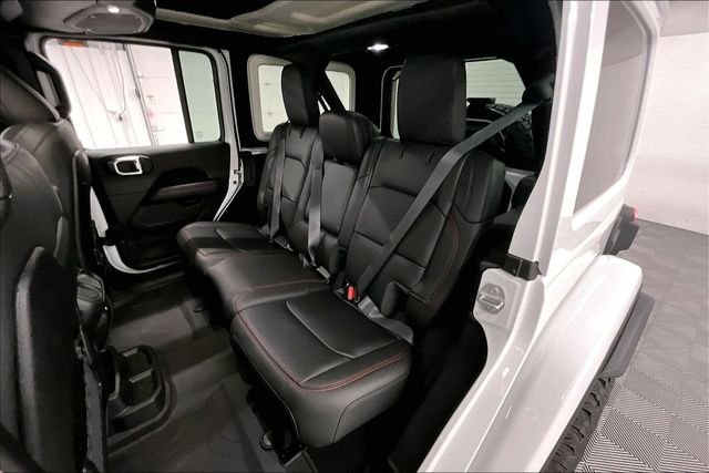 Used 2026 Bright White Clearcoat Jeep Rubicon X image 22