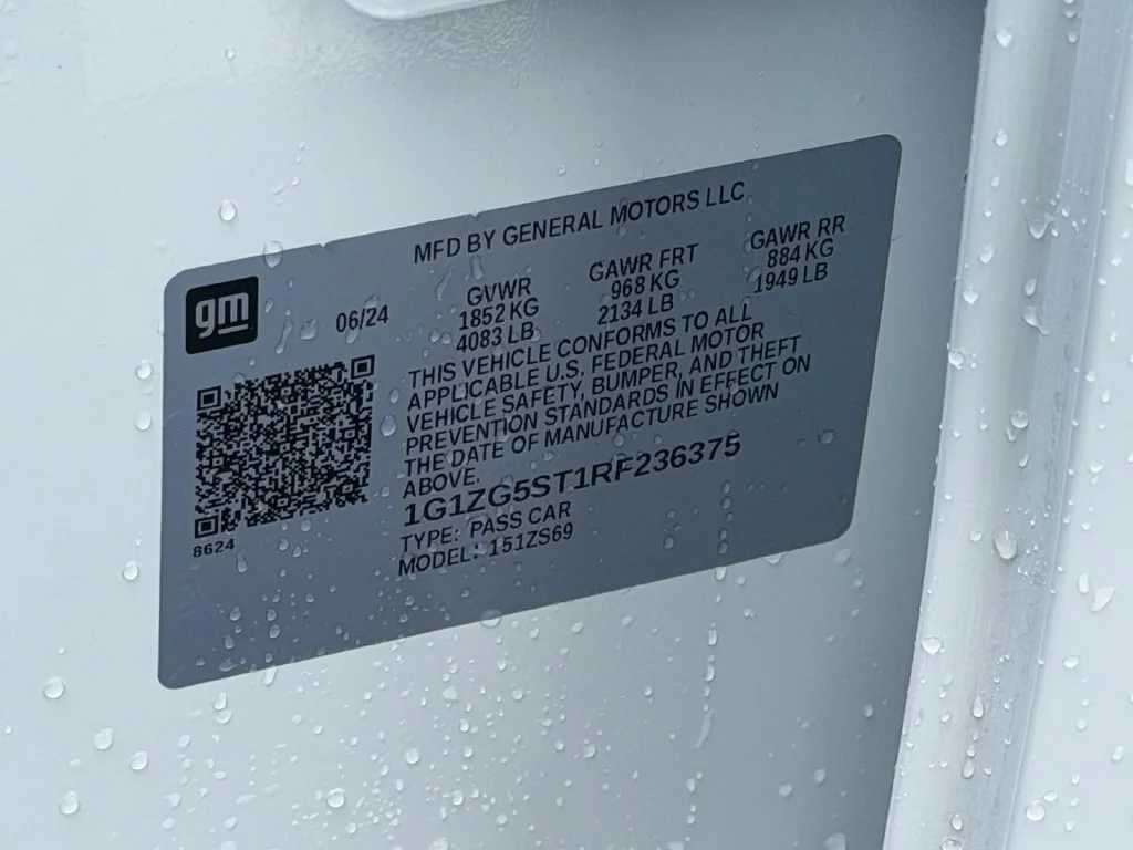 Used 2024 White Chevrolet RS image 19
