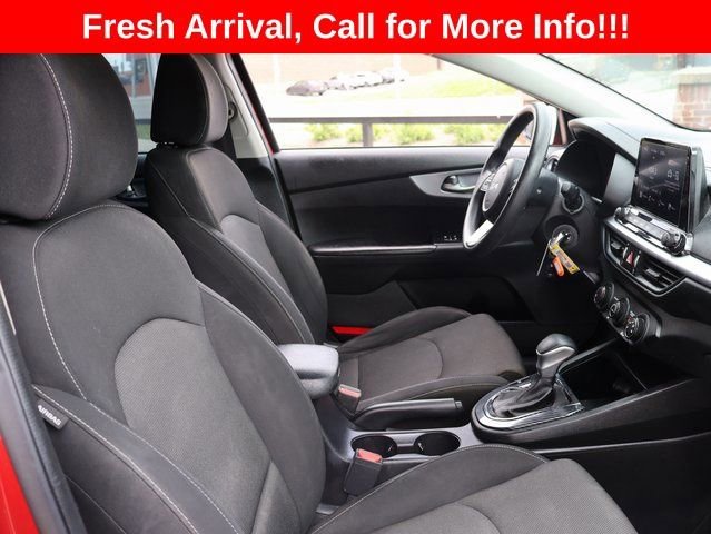 Used 2022  Kia LXS image 8