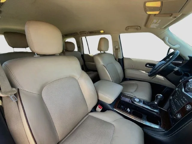 Used 2017 White Nissan SL image 32
