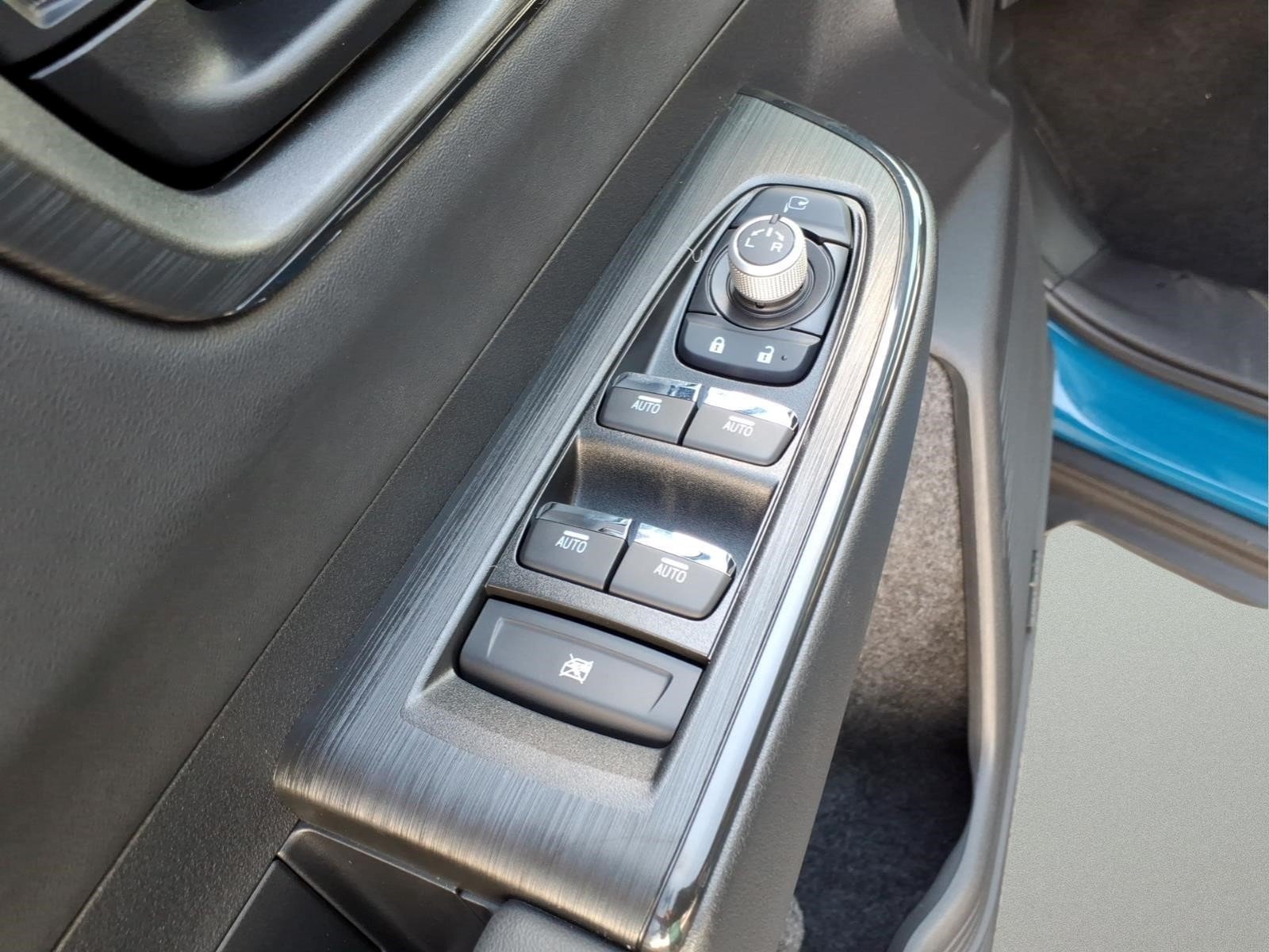 New 2026 GEYSER BLUE Subaru Wilderness image 11
