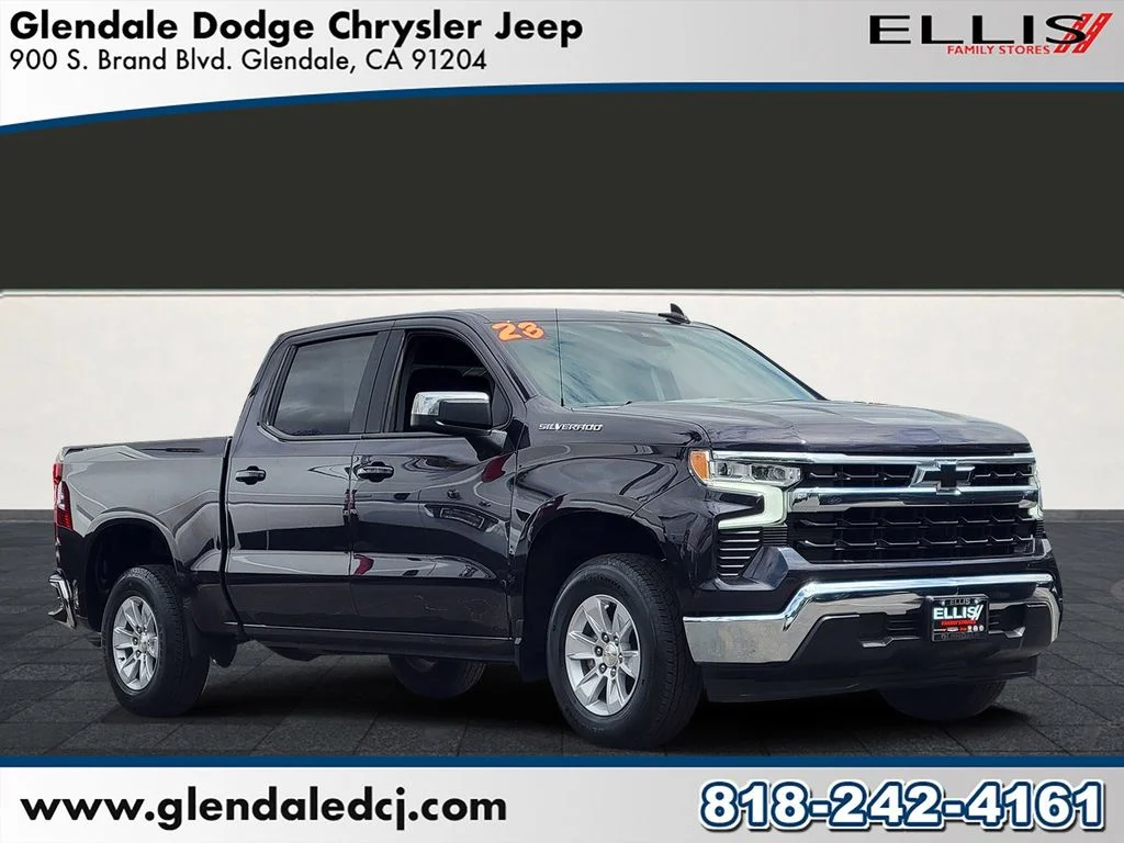 Used 2023 Gray Chevrolet LT image 1