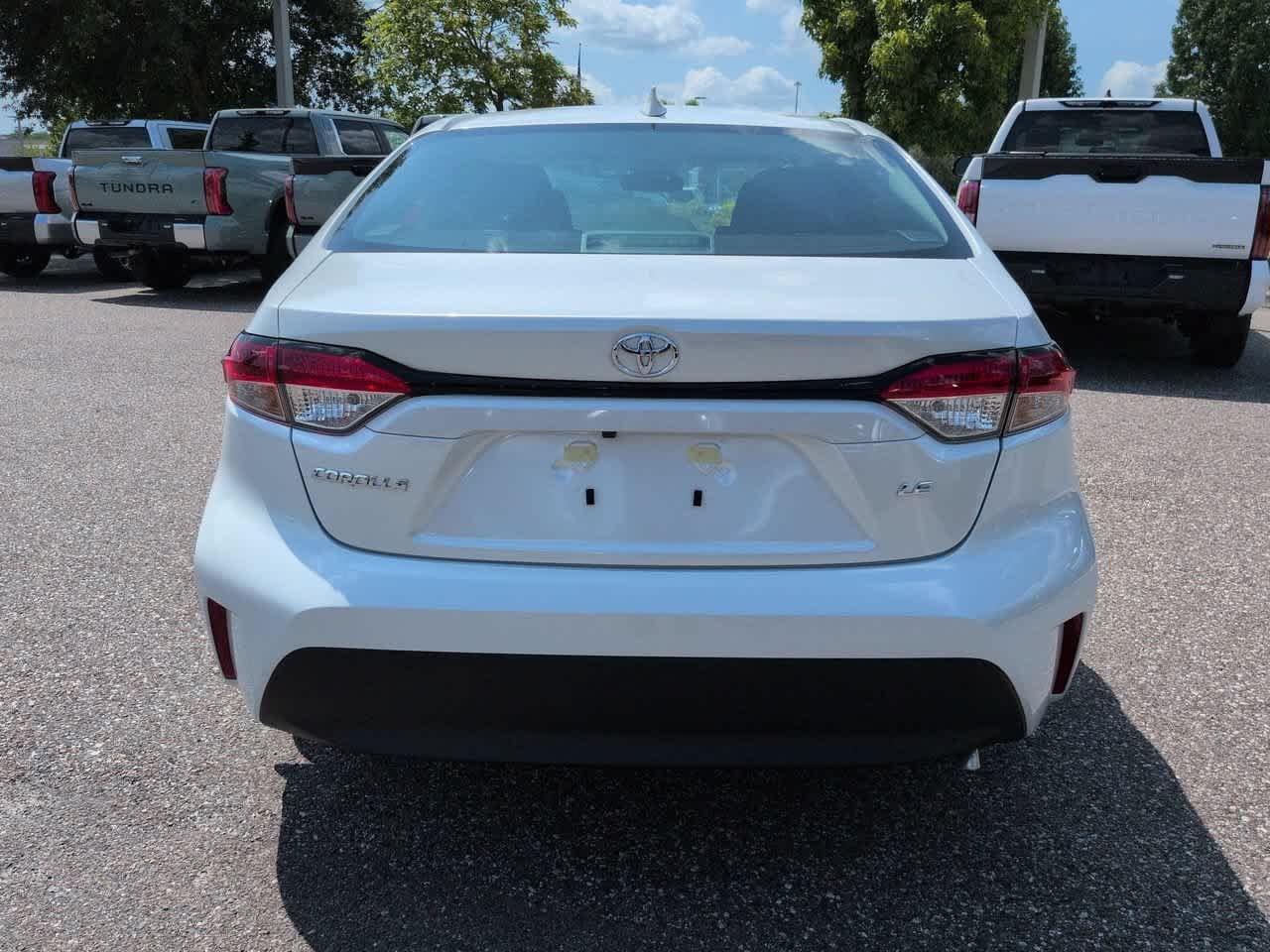 New 2026 Ice Cap Toyota  LE image 5