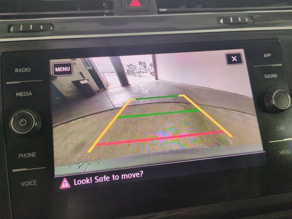 2020 Volkswagen Tiguan SE - Photo 25